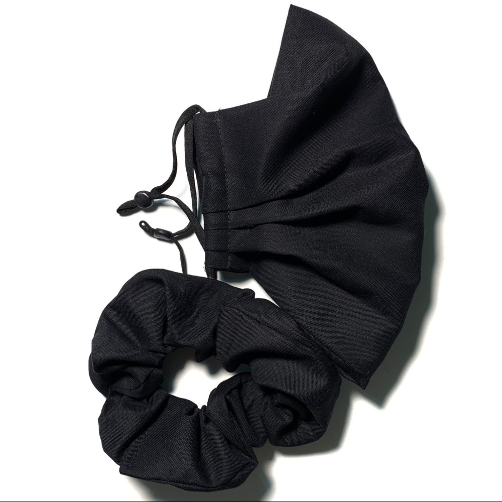 2/$30Face Mask 3 Layer Nose Bridge Scrunchie Black